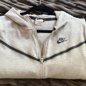 NIKE TECH Hoodie size xl kids